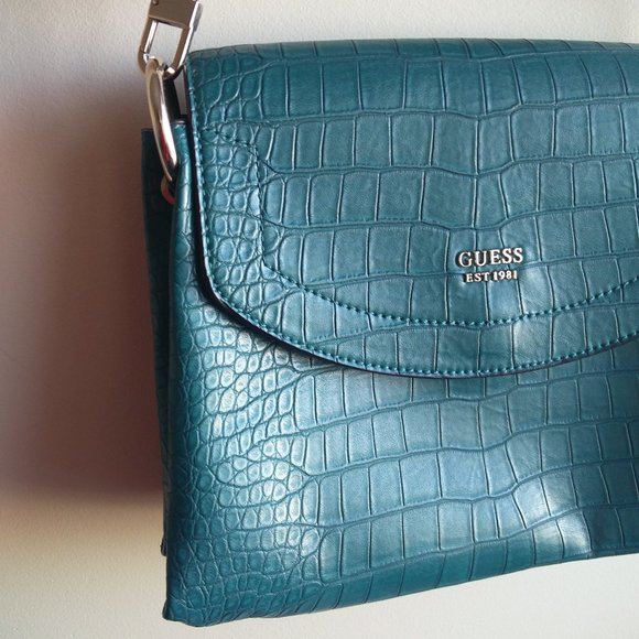 Guess Green Bag - Picture 2 of 12
